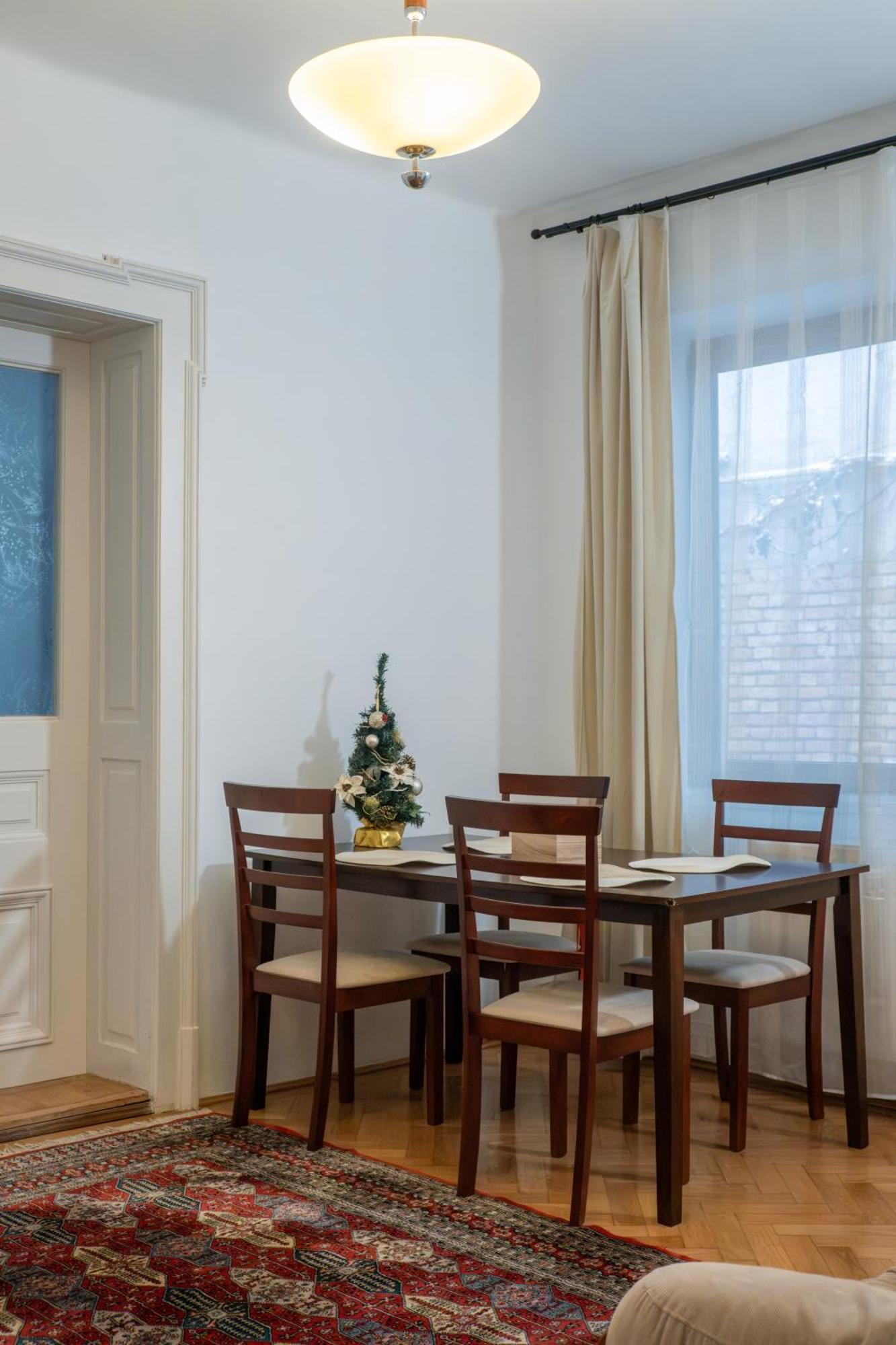 Casa Puscariu Apartment Brasov Exterior photo